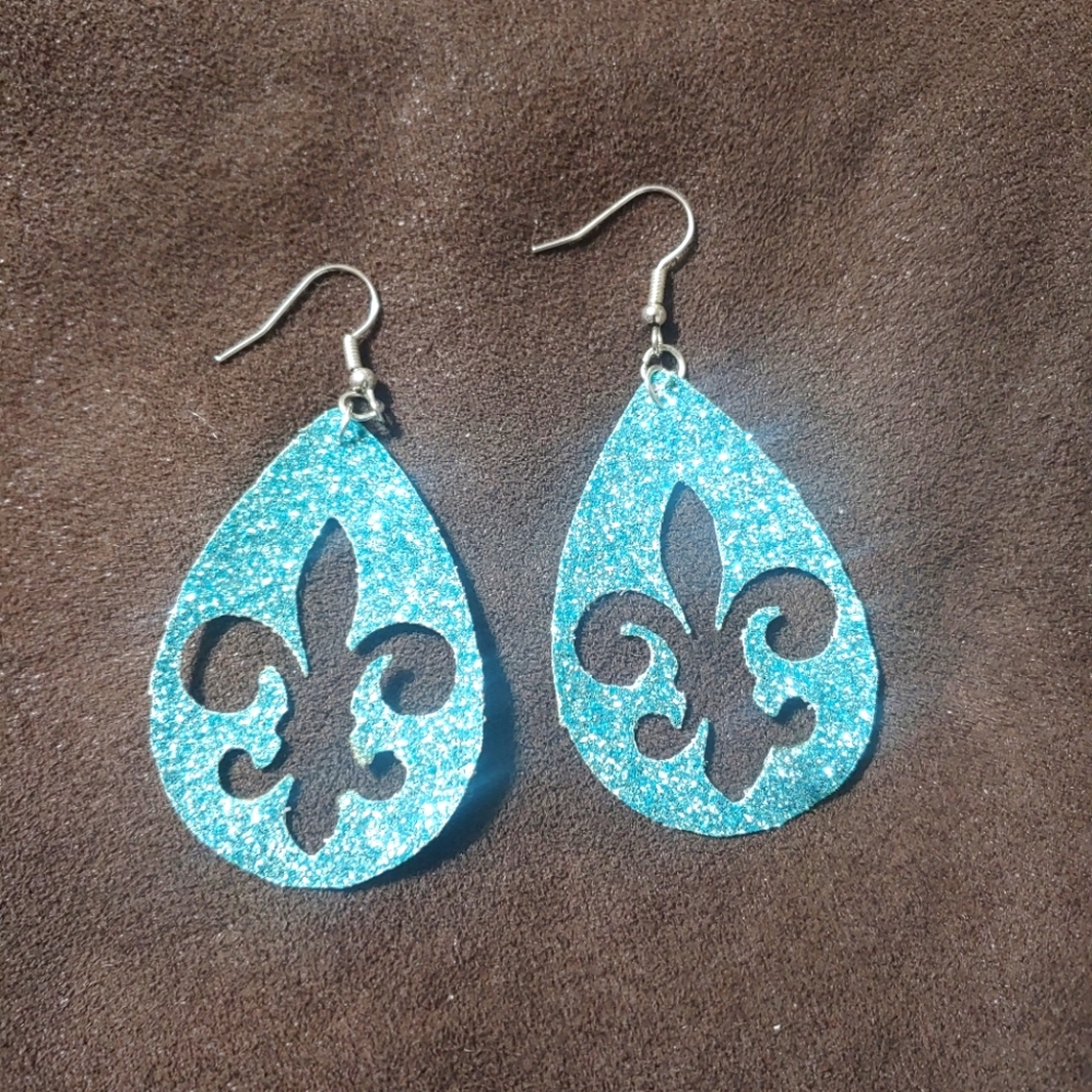 Pretty blue earrings